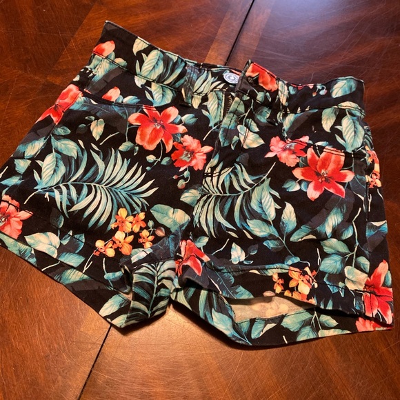 SO Pants - SO High Waist Black and Pink Floral Shorts